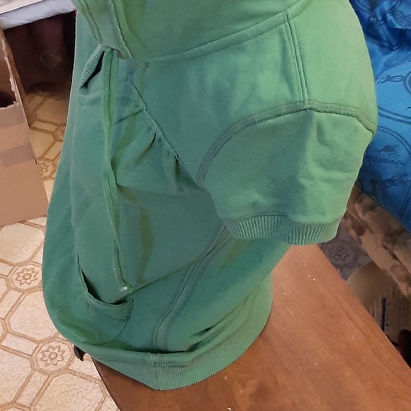 Abercrombie and Fitch Hooded Sweater - Picture 2 of 6